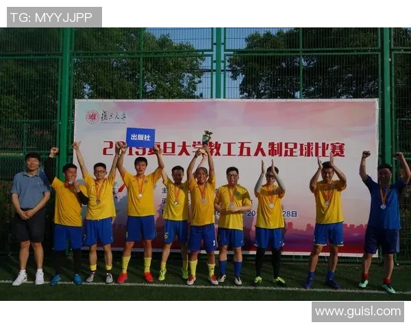 激情绿茵上的足球明星们闪耀光芒展现无尽魅力与卓越技艺 激情绿茵上的足球明星们闪耀光芒展现无尽魅力与卓越技艺