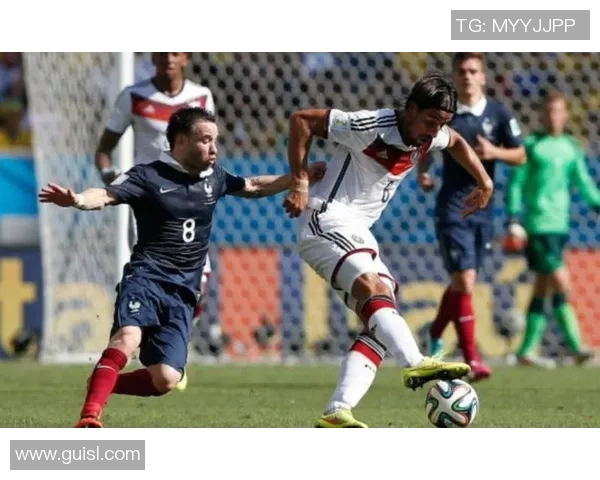 身高1米92的足球明星如何在绿茵场上展现超凡魅力与卓越技巧 身高1米92的足球明星如何在绿茵场上展现超凡魅力与卓越技巧