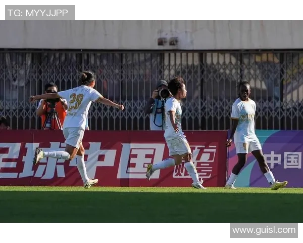 足球热点：解读北京足球队的防守